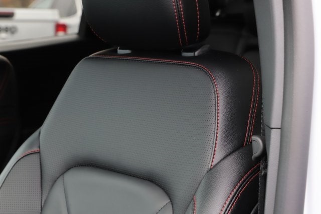 2025 Ford Escape ST-Line Elite