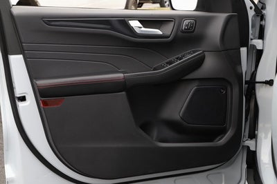 2025 Ford Escape ST-Line Elite