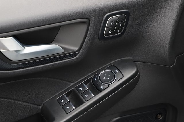 2025 Ford Escape ST-Line Elite