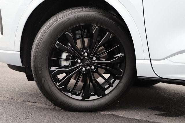 2025 Ford Escape ST-Line Elite