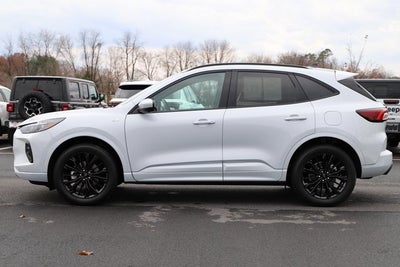 2025 Ford Escape ST-Line Elite