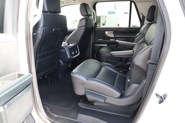 2025 Ford Expedition Platinum MAX
