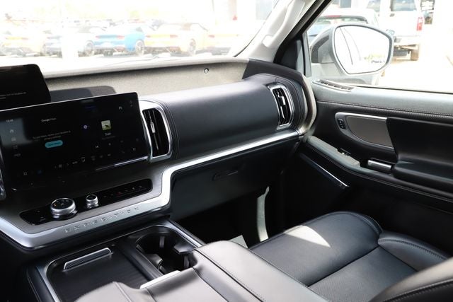 2025 Ford Expedition Platinum MAX