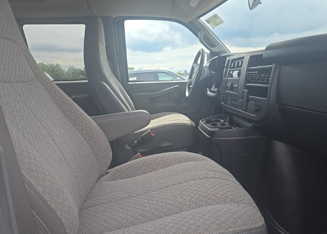 2025 Chevrolet Express Passenger RWD 3500 Extended Wheelbase LT