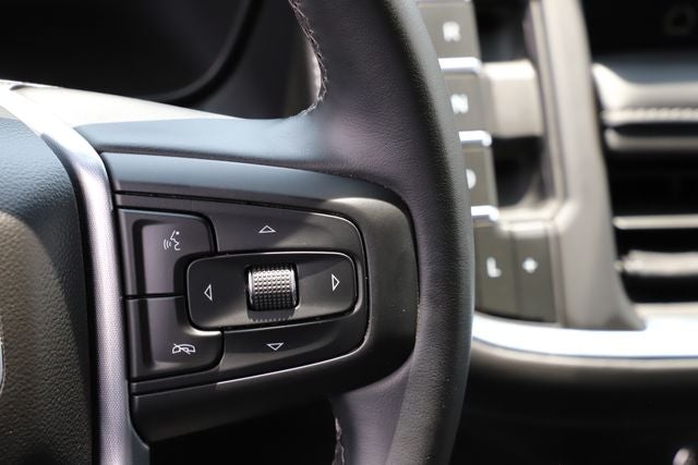 2024 GMC Yukon XL 4WD SLE