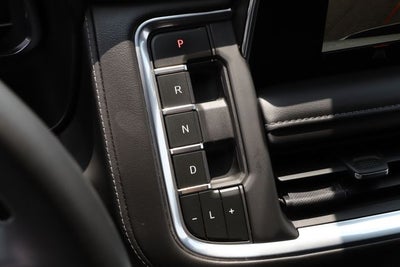 2024 GMC Yukon XL 4WD SLE