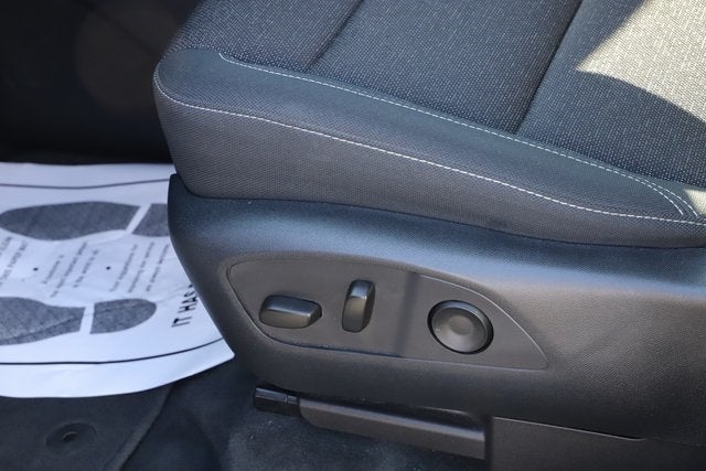 2025 Chevrolet Traverse FWD LT