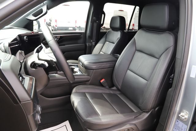2025 Chevrolet Tahoe 4WD LT
