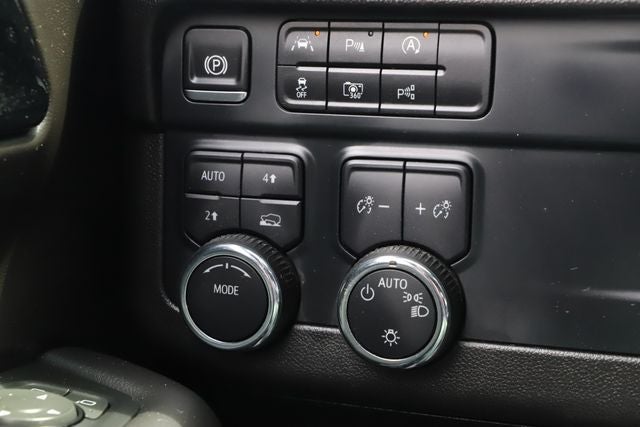 2025 Chevrolet Tahoe 4WD LT