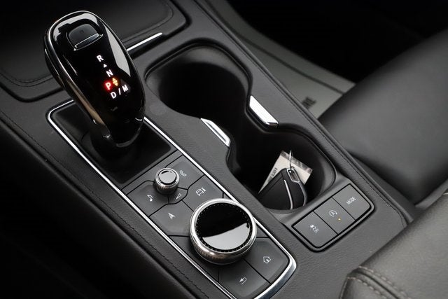 2025 Cadillac XT4 AWD Premium Luxury