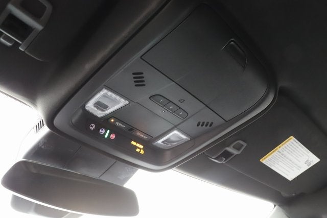 2025 Cadillac XT4 AWD Premium Luxury