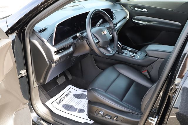 2025 Cadillac XT4 AWD Premium Luxury