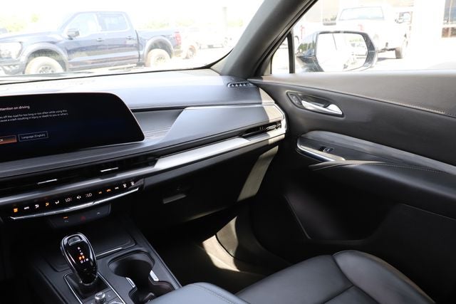 2025 Cadillac XT4 AWD Premium Luxury