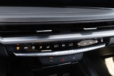 2025 Cadillac XT4 AWD Premium Luxury