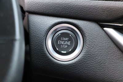 2025 Cadillac XT4 AWD Premium Luxury
