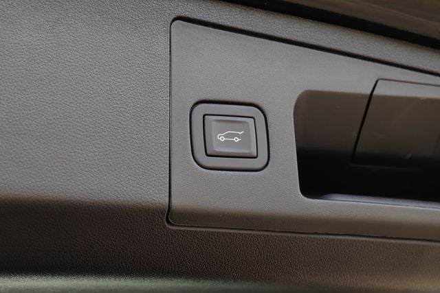 2025 Cadillac XT4 AWD Premium Luxury