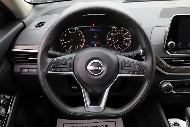 2023 Nissan Altima SV FWD
