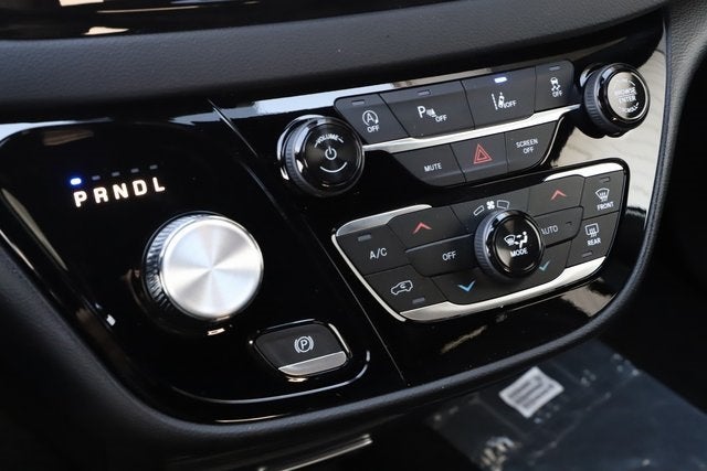 2026 Chrysler Voyager VOYAGER LX