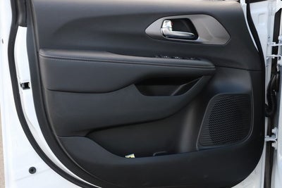 2026 Chrysler Voyager VOYAGER LX