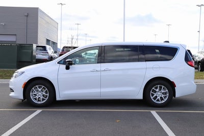 2026 Chrysler Voyager VOYAGER LX