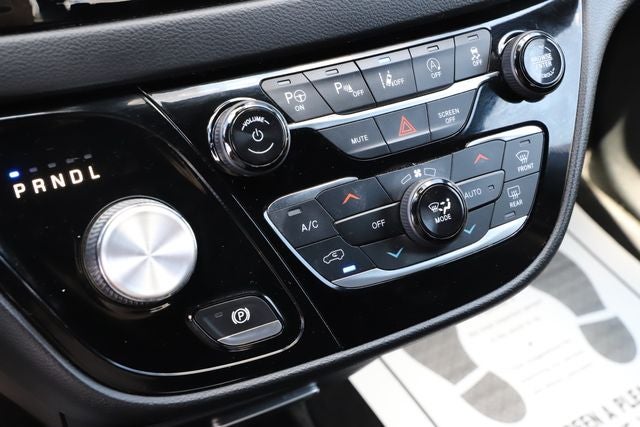 2020 Chrysler Pacifica Touring L Plus