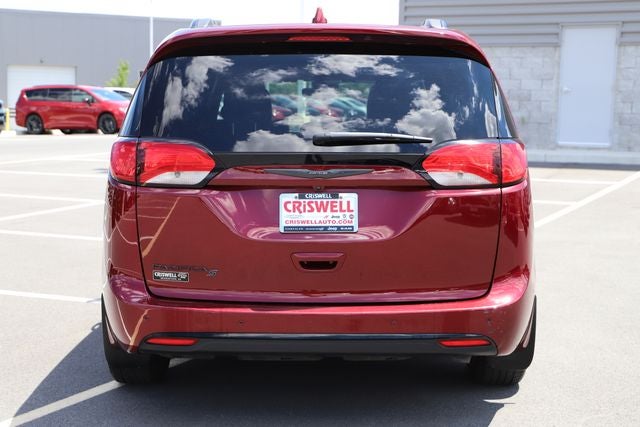 2020 Chrysler Pacifica Touring L Plus
