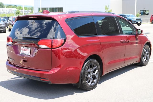 2020 Chrysler Pacifica Touring L Plus