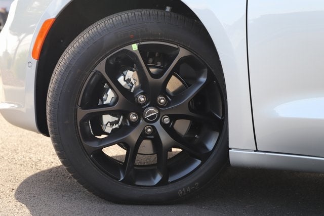 2026 Chrysler Pacifica PACIFICA LIMITED