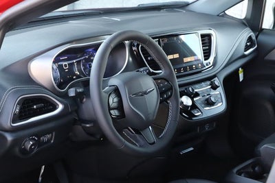 2026 Chrysler Pacifica PACIFICA SELECT AWD