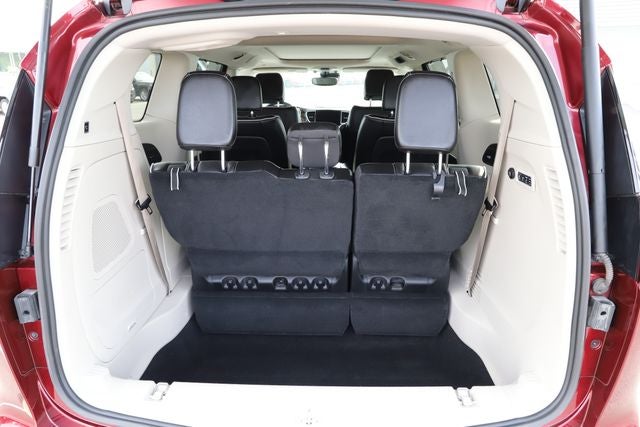 2022 Chrysler Pacifica Limited AWD