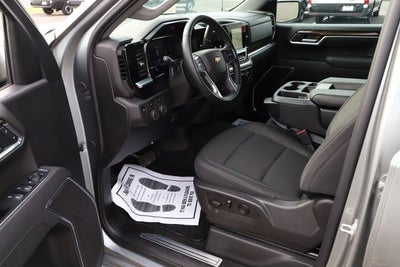 2026 Chevrolet Silverado 1500 4WD Crew Cab Standard Bed LT