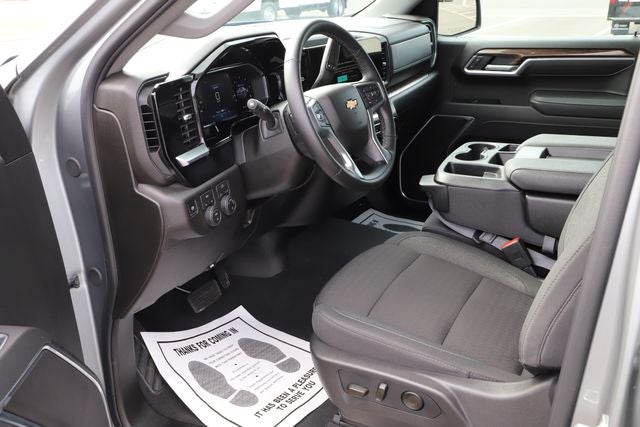 2026 Chevrolet Silverado 1500 4WD Crew Cab Standard Bed LT