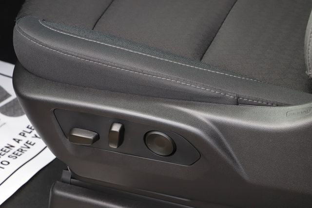 2026 Chevrolet Silverado 1500 4WD Crew Cab Standard Bed LT