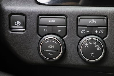2026 Chevrolet Silverado 1500 4WD Crew Cab Standard Bed LT