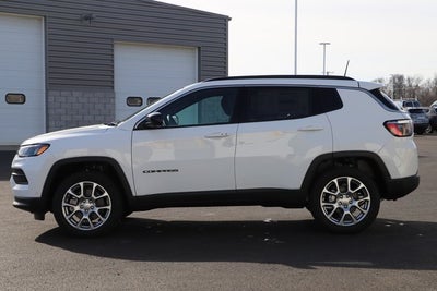 2024 Jeep Compass COMPASS LATITUDE LUX 4X4