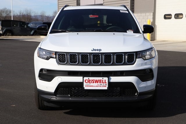 2024 Jeep Compass COMPASS LATITUDE LUX 4X4