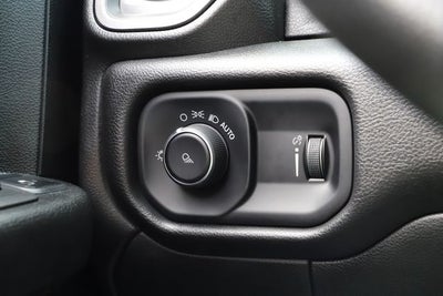 2024 RAM 3500 Tradesman Crew Cab 4x4 6'4' Box