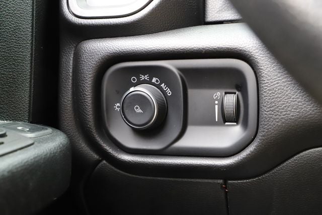 2024 RAM 3500 Tradesman Crew Cab 4x4 8' Box