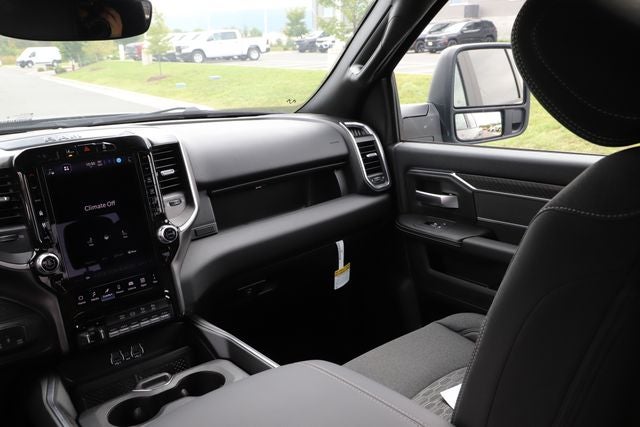 2027 RAM Ram 2500 RAM 2500 BIG HORN CREW CAB 4X4 6'4' BOX