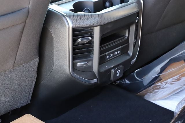 2026 RAM Ram 3500 RAM 3500 BIG HORN CREW CAB 4X4 8' BOX