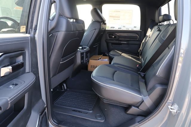2026 RAM Ram 3500 RAM 3500 LIMITED CREW CAB 4X4 8' BOX
