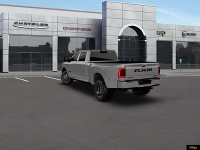 2026 RAM 3500 Limited Crew Cab 4x4 8' Box