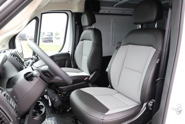 2026 RAM ProMaster 2500 RAM PROMASTER 2500 TRADESMAN CARGO VAN LOW ROOF 136' WB