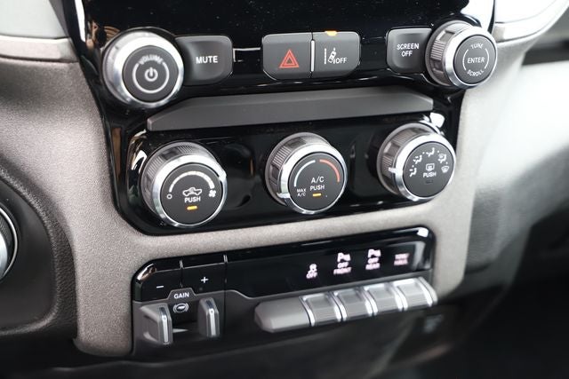 2026 RAM 1500 RAM 1500 TRADESMAN CREW CAB 4X4 5'7' BOX
