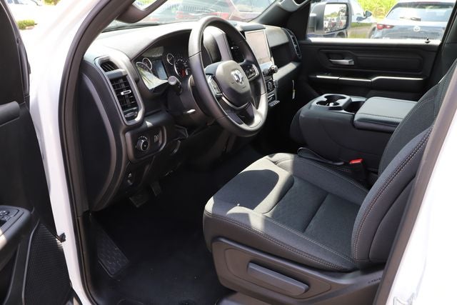 2026 RAM Ram 1500 RAM 1500 TRADESMAN CREW CAB 4X4 5'7' BOX