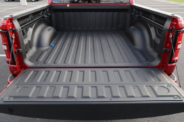2027 RAM Ram 1500 RAM 1500 BIG HORN CREW CAB 4X4 5'7' BOX