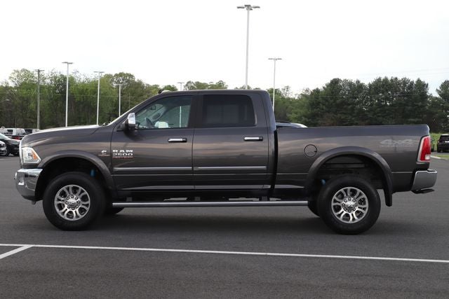 2017 RAM 2500 Laramie Crew Cab 4x4 6'4' Box