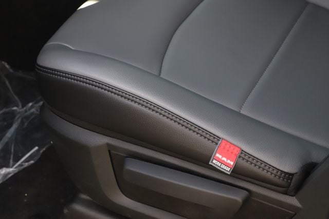 2026 RAM Ram 2500 RAM 2500 TRADESMAN CREW CAB 4X4 8' BOX