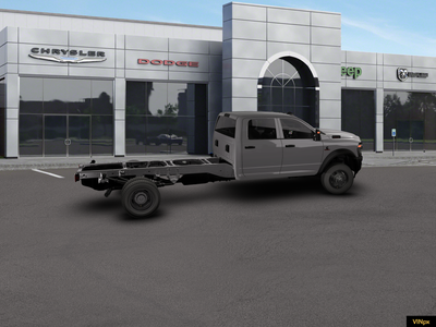 2026 RAM Ram 5500 Chassis Cab RAM 5500 TRADESMAN CHASSIS CREW CAB 4X4 84' CA