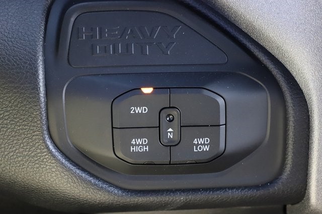 2026 RAM Ram 5500 Chassis Cab RAM 5500 TRADESMAN CHASSIS CREW CAB 4X4 84' CA